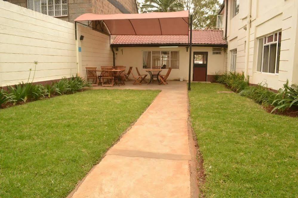 Palm Tree Bed And Breakfast نيروبي المظهر الخارجي الصورة